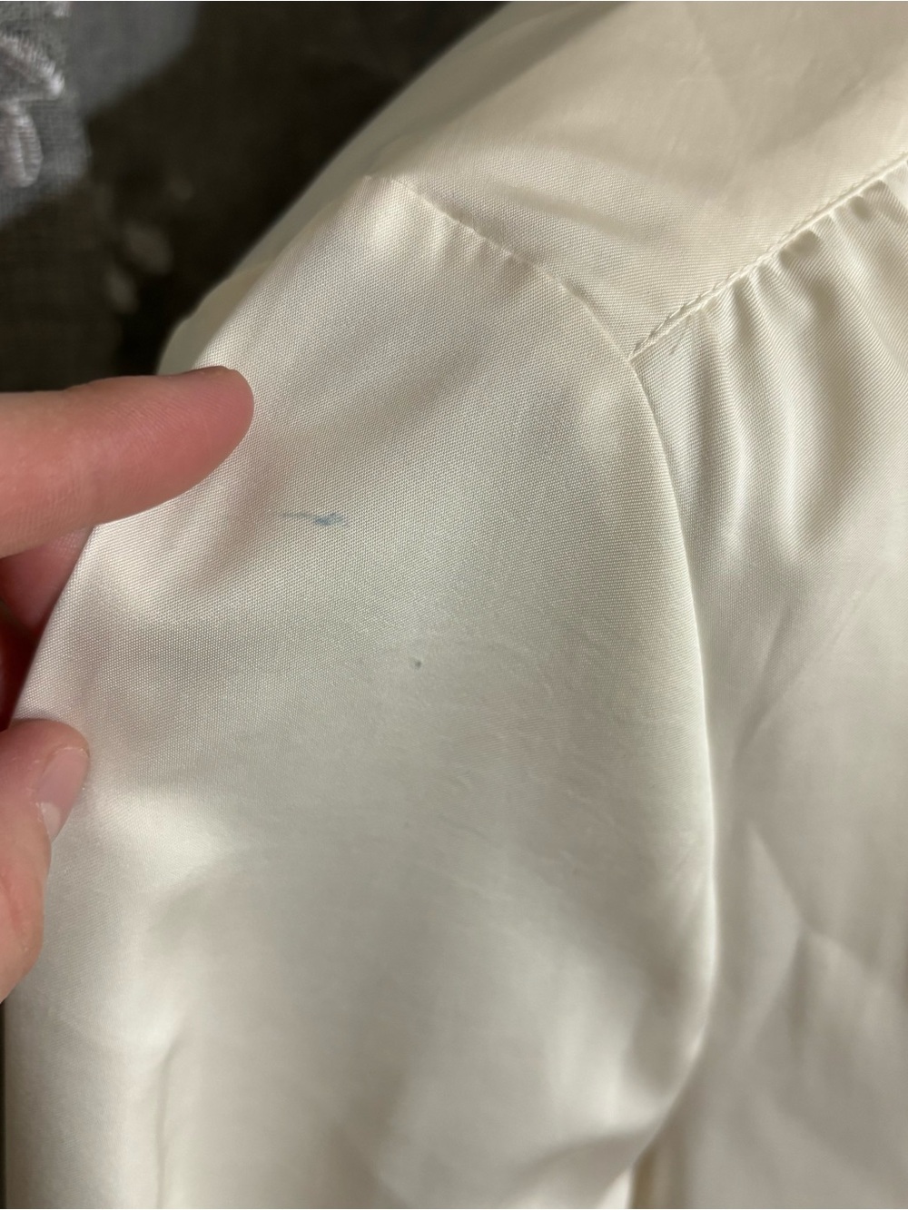 Express Cream Button-Down Blouse - Picture 3 of 4